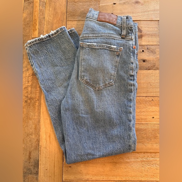 Madewell Classic Straight Jean - Picture 2 of 5